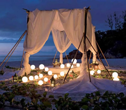 Sphère Lumineuse LED Flottante - Ambiance Jardin