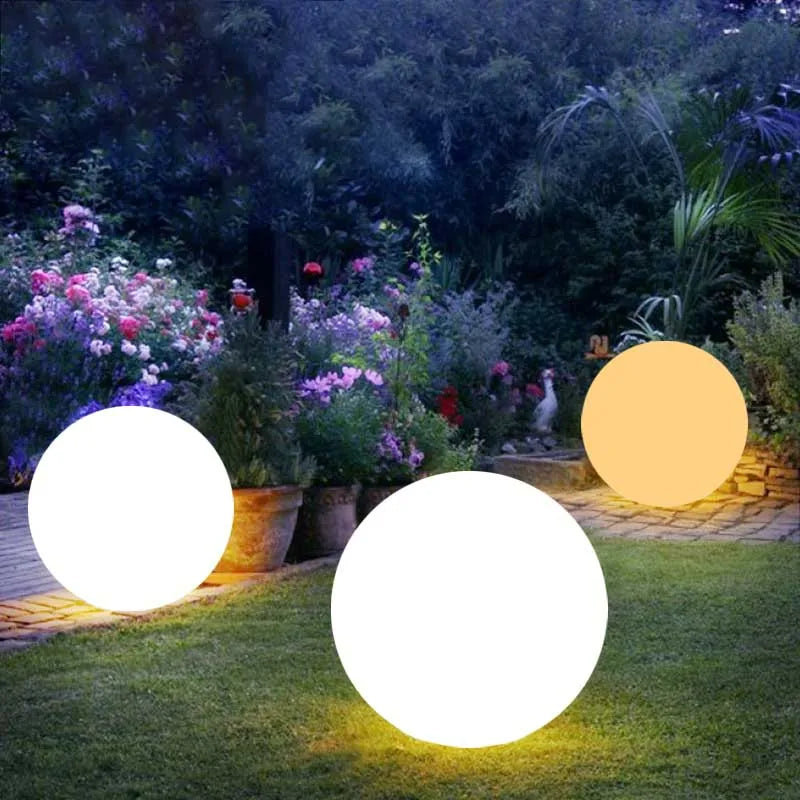 Sphère Lumineuse LED Flottante - Ambiance Jardin